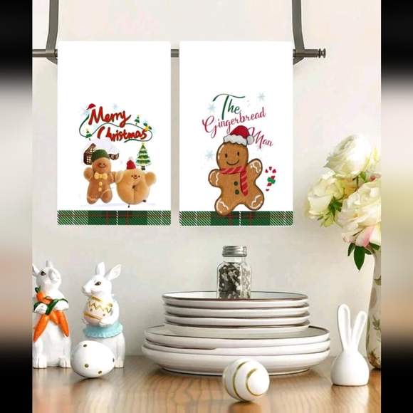 Set Of Festive Gingerbread Christmas Kitchen Towels - Picture 1 of 5